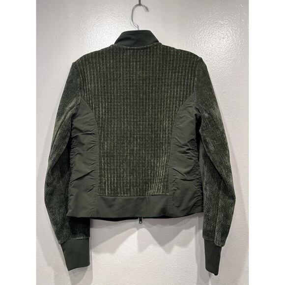 Cabi Olive Green Uni Jacket Style# 4679 Women’s Size XS Textured Modern City - Picture 3 of 8
